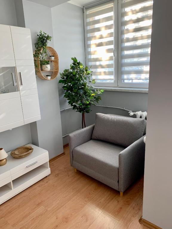 Apartament Joanna 2 Parter Blisko Prezero Gliwice Bagian luar foto