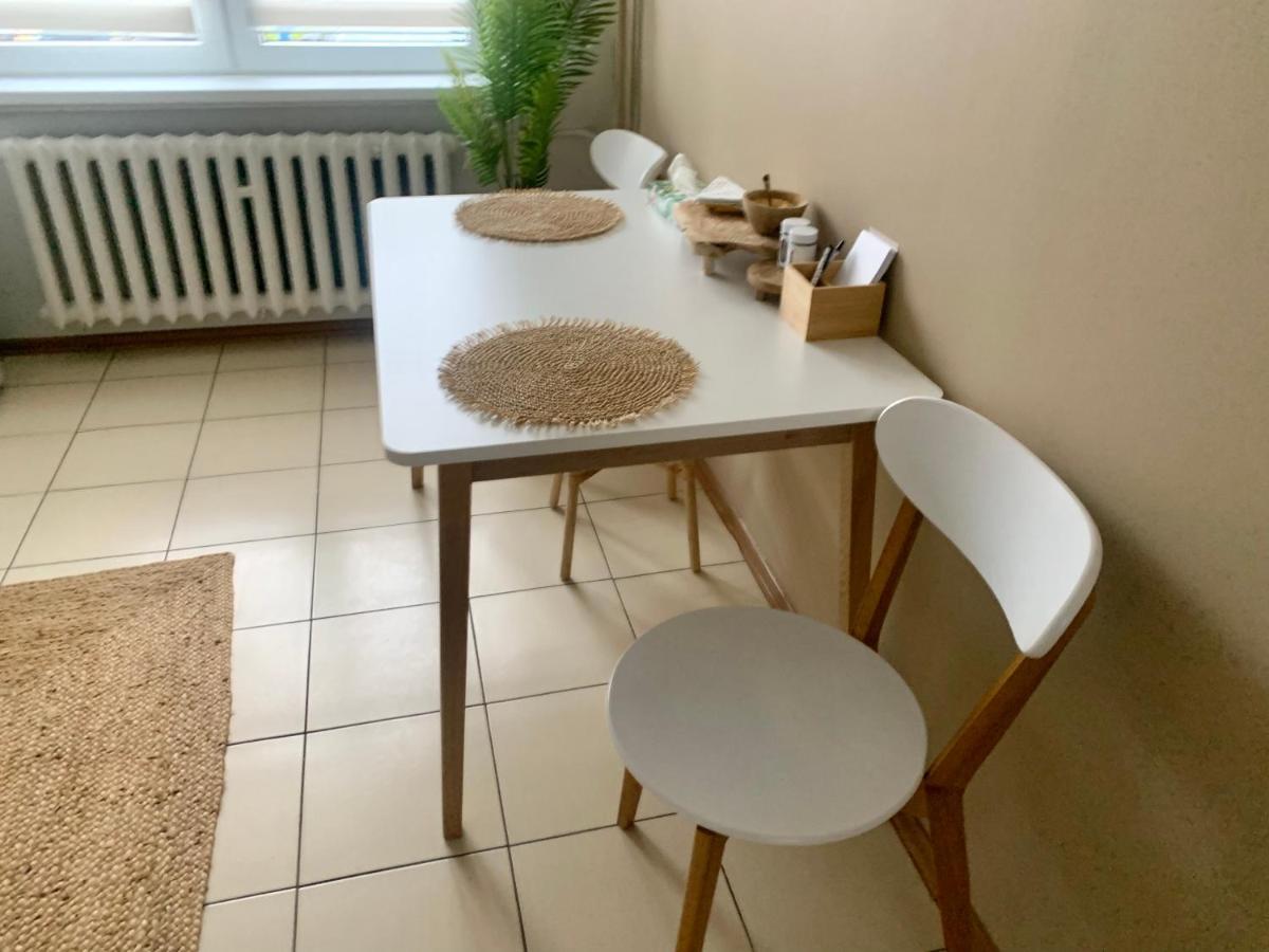 Apartament Joanna 2 Parter Blisko Prezero Gliwice Bagian luar foto